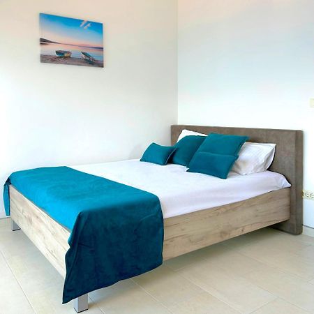 Blue Bay Apartments Крашичі Екстер'єр фото