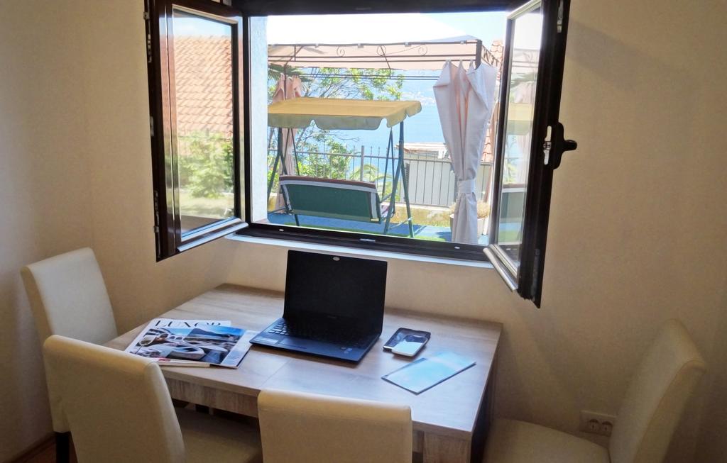 Blue Bay Apartments Крашичі Екстер'єр фото